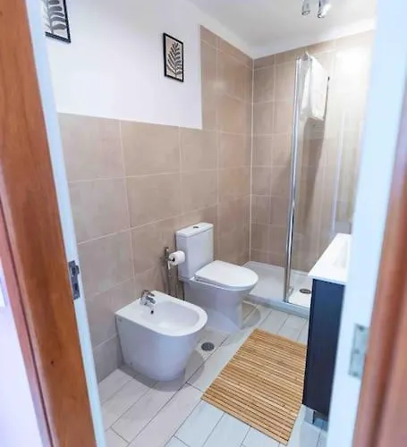 Sea View In Historic Centre Appartamento